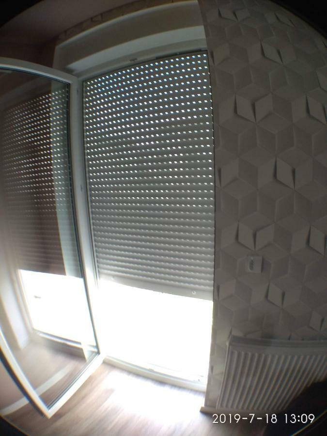 1120 Smialego 41 - Tanie Pokoje W Apartamencie - Samodzielne Zameldowanie - Self Check In Poznan Exterior photo